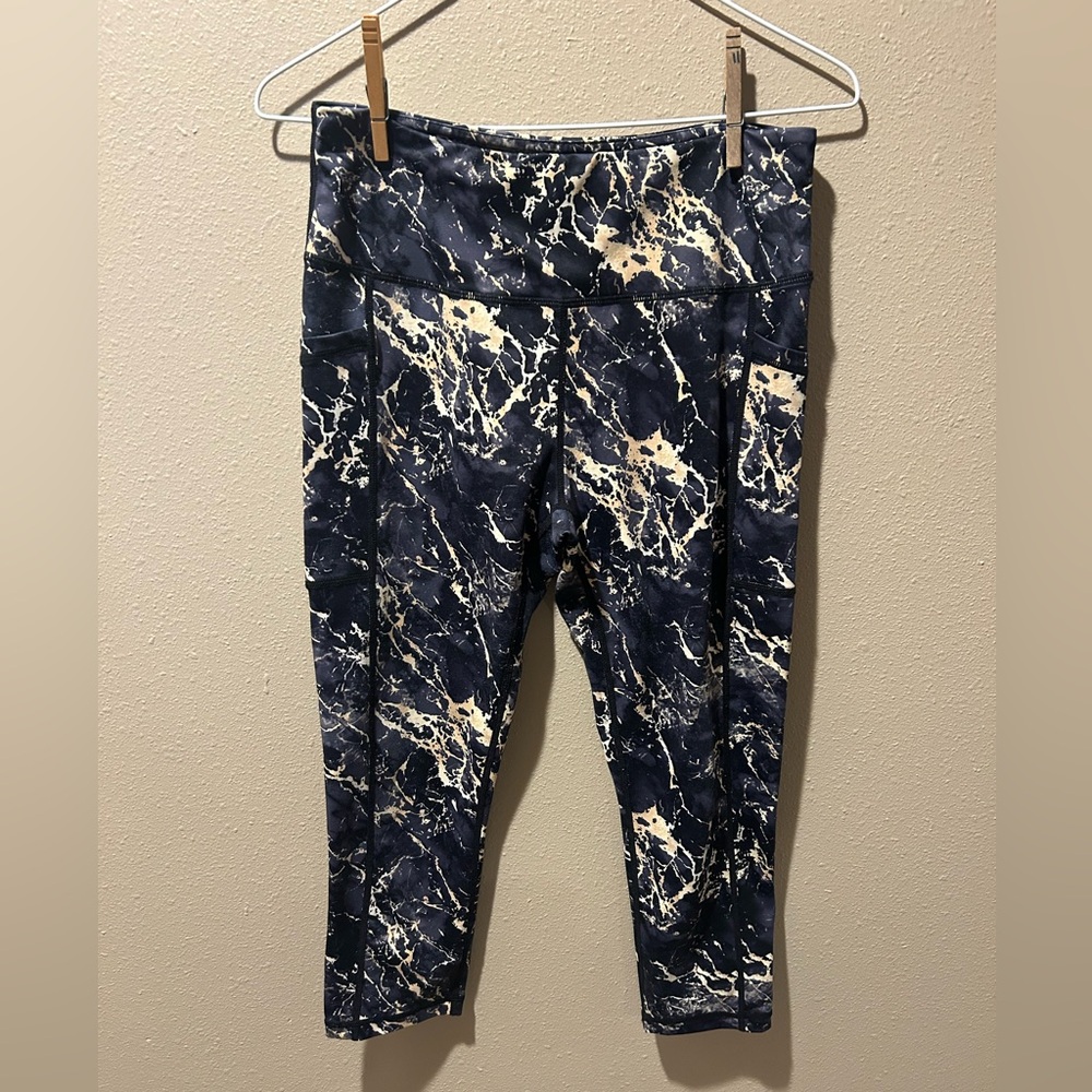 Constantly‎ Varied Gear Cropped Leggings